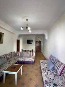 Gallery image of Appartement vue sur mer seulement pour les Familles in Martil +6 photos
