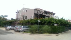Fotografia z galérie ubytovania Apartments with a parking space Fazana - 7261 vo Fažane