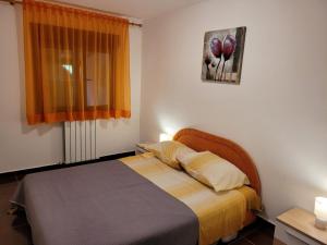 Fotografia z galérie ubytovania Apartments with a parking space Fazana - 7261 vo Fažane