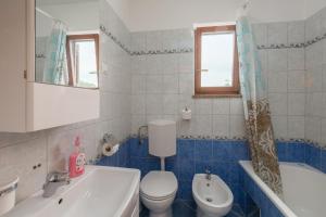 Ένα μπάνιο στο Apartment Vrsar 17473b +18 φωτογραφίες