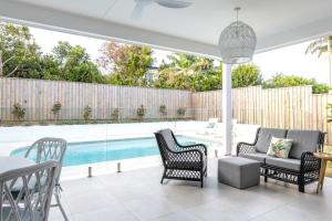 Kolam renang di atau dekat dengan Tranquil Whitehaven Retreat in Mooloolaba