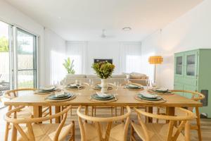 Gambar di galeri bagi Tranquil Whitehaven Retreat in Mooloolaba di Mooloolaba