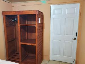 Foto sihtkohas Puerto Cortes asuva majutusasutuse Apartamentos y Hostal RUDON #4 galeriist +4 fotot