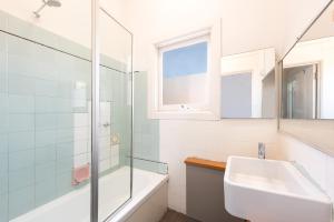 Bagno di Private Unit in Heritage Building in Fitzroy North