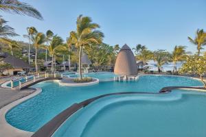 Bazén v ubytování Two Seasons Coron Island Resort nebo v jeho okolí