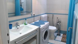 ห้องน้ำของ Family holiday house by the sea +19 ภาพ