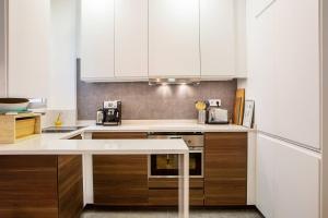 Zdjęcie z galerii obiektu Lovely and Chic 1 Bedroom Apartment next to Atocha w Madrycie
