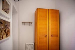 Zdjęcie z galerii obiektu Lovely and Chic 1 Bedroom Apartment next to Atocha w Madrycie