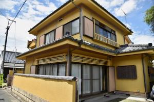 Budova, kde se apartmán nachází