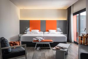 Postel nebo postele na pokoji v ubytování Estival Centurión Playa