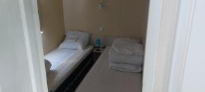 Gallery image of Mobil-Home 4-6 personnes dans camping 3 étoiles in Saint-Pierre-dʼOléron