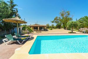 Bazén v ubytovaní Finca ROTES Pollensa by Mallorca Villa Selection alebo v jeho blízkosti