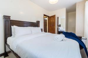 Foto de la galería de Serenity Retreat - 2 Bed Apartment with Pool & Gym en Nairobi