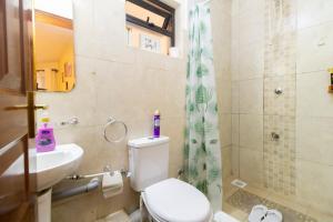 Foto de la galería de Serenity Retreat - 2 Bed Apartment with Pool & Gym en Nairobi 17 fotos más