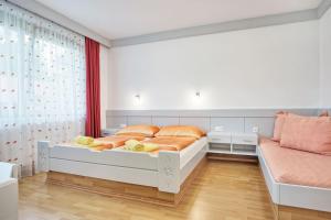 Afbeelding uit fotogalerij van Apartments Weberhof in Egg am Faaker See