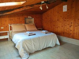 Gallery image of Affascinante Mansarda nel Cuore di Brunate in Brunate +26 photos