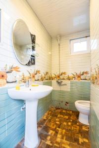 Koupelna v ubytování Guesthouse Svani