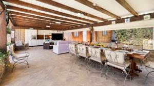 Χώρος καθιστικού στο VILLA CASTIGLIONE 9, Emma Villas