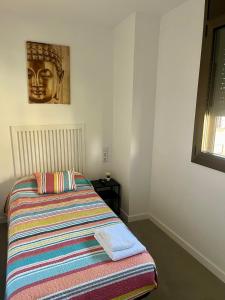 Postel nebo postele na pokoji v ubytování Hostal La Masia