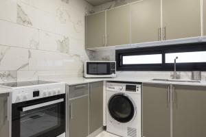 Köök või kööginurk majutusasutuses The Code Residence - ذا كود ريزيدنس
