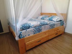Ein Bett oder Betten in einem Zimmer der Unterkunft Beskydy Holiday Rentals