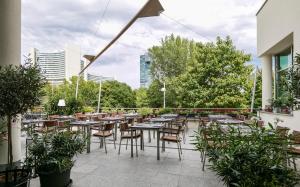 Restauracja lub miejsce do jedzenia w obiekcie ARCOTEL Kaiserwasser Wien