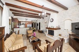 Kuchyň nebo kuchyňský kout v ubytování Villa Ariadne