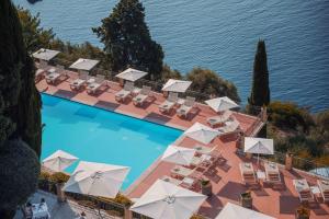 Piscina a Grand Hotel San Pietro Taormina o a prop