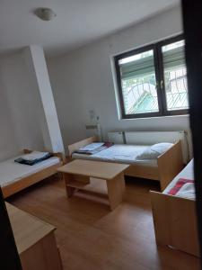 Mynd úr myndasafni af Hotel Duga í Novi Sad