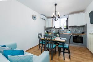 Kuchyň nebo kuchyňský kout v ubytování Ston apartment Sagittarius