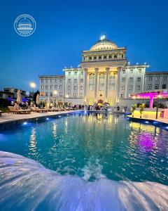 Bazén v ubytování Hotel Colombo nebo v jeho okolí