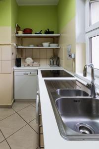 Η κουζίνα ή μικρή κουζίνα στο Hostel Nina