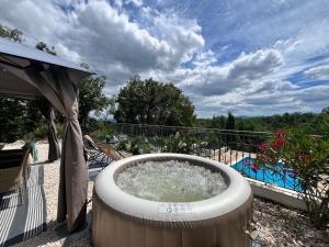 Bazén v ubytování Holiday Home Calma nebo v jeho okolí