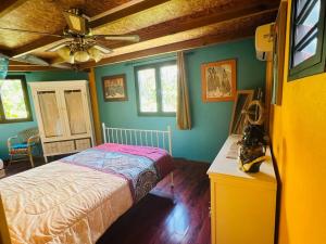 Postel nebo postele na pokoji v ubytování Terres D'Éden, Le Gîte de Charme + 35 fotografií