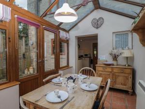 Φωτογραφία από το άλμπουμ του Horseshoe Cottage σε Shipston on Stour