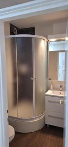 Step 2 Sky tesisinde bir banyo +18 fotoğraf