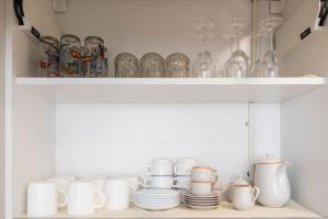 Gallery image of Sweet tiny top center space in Varna City +22 photos