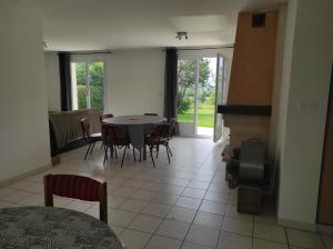 Posezení v ubytování Chez AUBE Maison à la campagne 2-6 pers 3 chambres