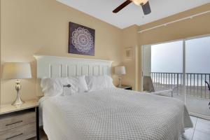 Cama o camas de una habitación en Tidewater 408 24 fotos más