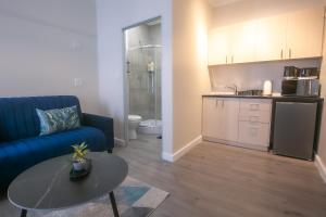 Η κουζίνα ή μικρή κουζίνα στο @Nine +136 φωτογραφίες