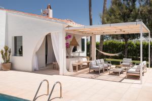 The swimming pool at or close to BiniVento- Lovely villa with pool near the beach