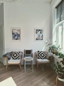 Photo de la galerie de l'établissement Bright and charming apartment from 1878 with view to the new National Museum in Oslo, à Oslo