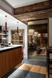 Kuchyň nebo kuchyňský kout v ubytování Villa Carona Hotel & Spa