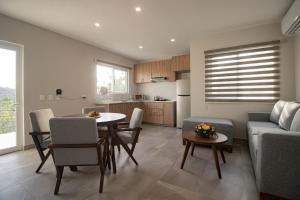 Dapur atau dapur kecil di Memora Hotel & Villas Chapala