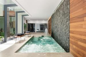 Bazén v ubytovaní KARAT Villa Playa Paraiso alebo v jeho blízkosti
