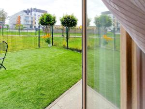 Vonkajšia záhrada v ubytovaní Baltic Edge Apartments