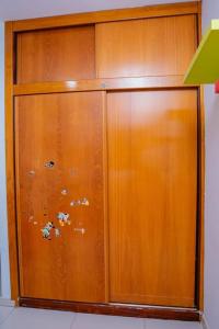 Gambar di galeri bagi Nice And Modern with king size bed di Praia