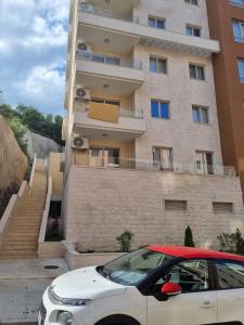 Budova, kde se apartmán nachází