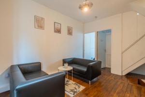 Posezení v ubytování Douai house