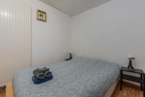 Postel nebo postele na pokoji v ubytování Douai house